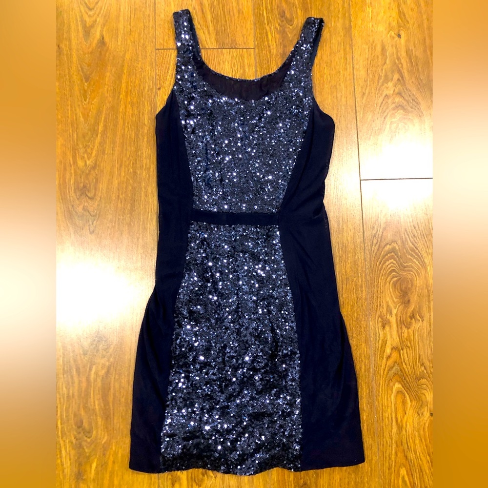 Dress with sequins